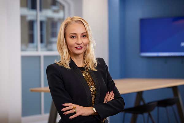 250204 Afentra Anastasia Deulina